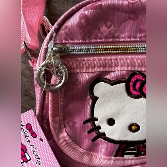 Sanrio Hello Kitty Cross Body Purse For Kids/Teens/Adults - Picture 7 of 9
